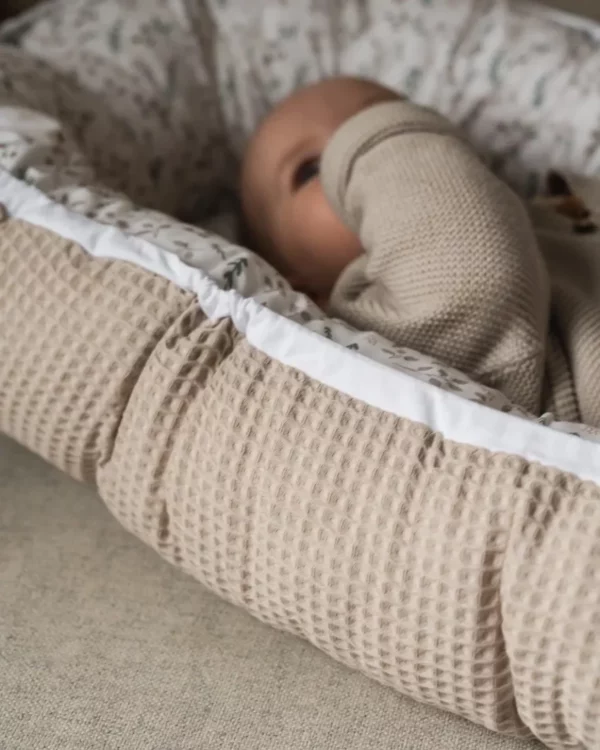 ULLENBOOM -Babynest FLORAL SAND – Bild 8